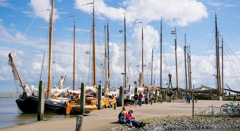 Helios, Met Zonnig Terras, Eigen Keuken, Verwarmd Binnen-Zwembad, Nabij Dorp, Duinen, Strand En Vuurtoren Hollum  Rum bild